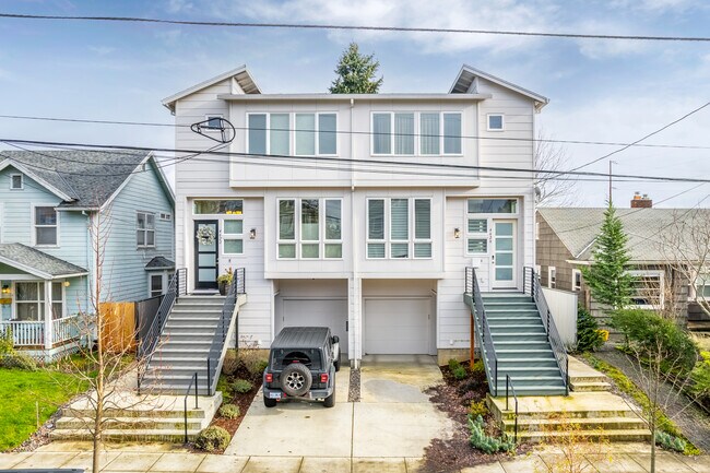 Haight Condominiums in Portland, OR - Building Photo - Building Photo