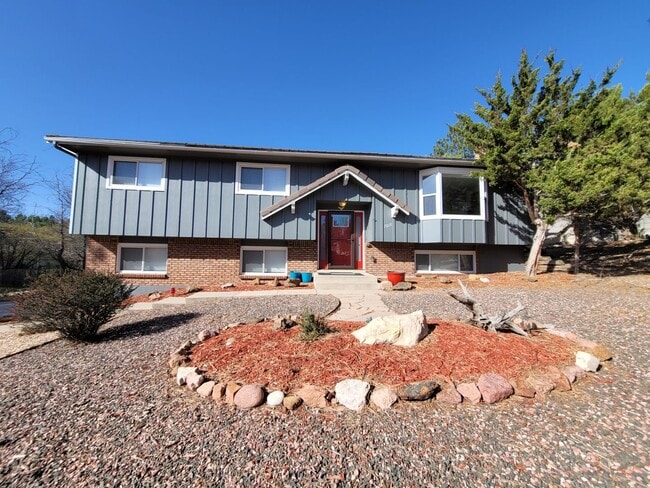 property at 7010 Buckhorn Cir