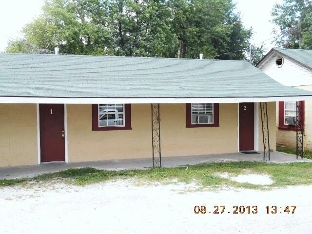 675 W Hwy 60 in Marionville, MO - Foto de edificio - Building Photo