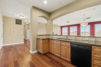 2500 E Cherry Creek S Dr in Denver, CO - Building Photo - Building Photo