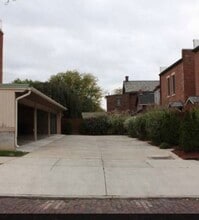 744 S Front St in Columbus, OH - Foto de edificio - Building Photo