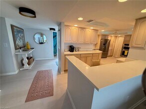 15 Bluebill Ave in Naples, FL - Building Photo - Building Photo