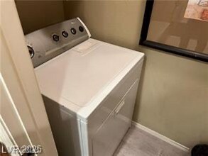 3975 N Hualapai Way in Las Vegas, NV - Building Photo - Building Photo