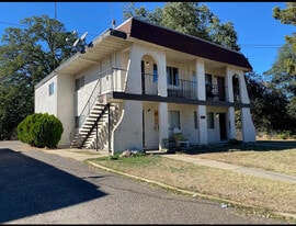 504 Sacramento Ave, Unit Humble Living in Red Bluff, CA - Building Photo