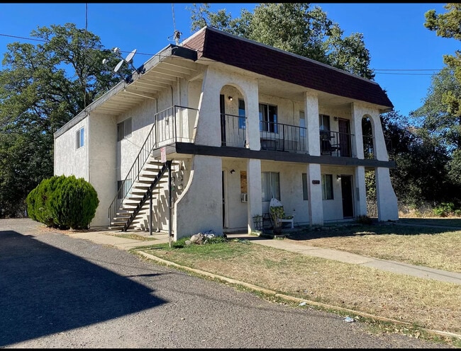 504 Sacramento Ave, Unit Humble Living