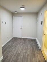 580 Cummins Hwy in Boston, MA - Building Photo - Building Photo