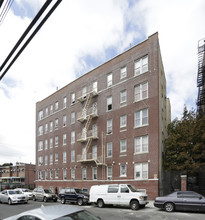 735-741 E 242nd St in Bronx, NY - Building Photo - Building Photo