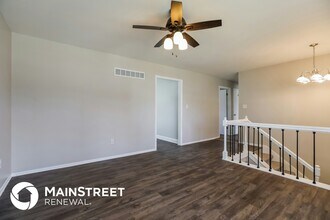 11923 Manchester Ave in Grandview, MO - Building Photo - Building Photo