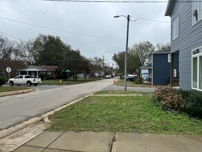 1218 Pender St in Raleigh, NC - Building Photo - Building Photo