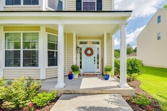 8 Bushwood Dr in Savannah, GA - Building Photo - Building Photo