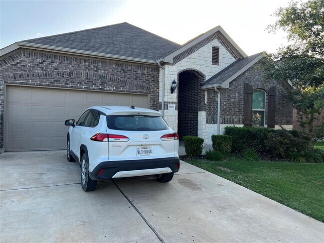 property at 1801 Chimney Dr