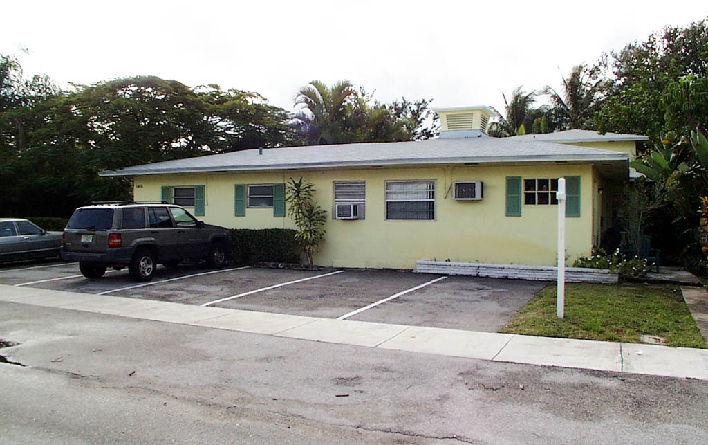 1412 NE 4th Pl in Fort Lauderdale, FL - Foto de edificio