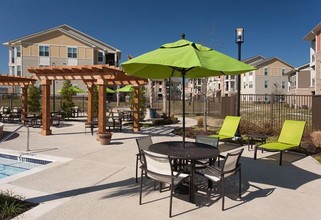 Encore Landing Apartments in Temple, TX - Foto de edificio - Building Photo