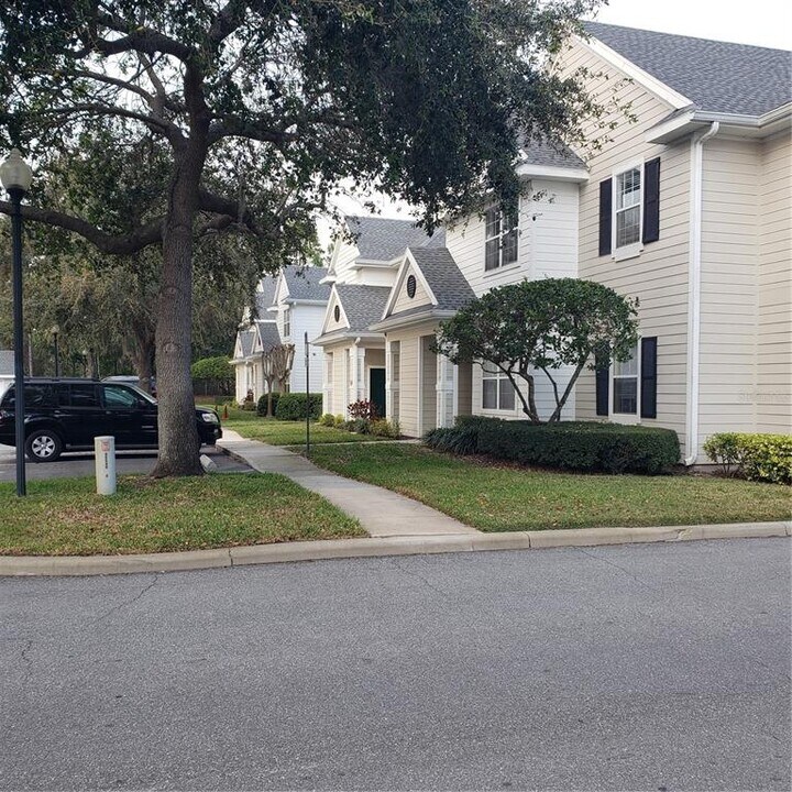 130 Southern Pecan Cir in Winter Garden, FL - Building Photo