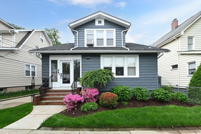 property at 612 Lake Ave