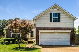 2305 Leighton Way in Spring Hill, TN - Building Photo