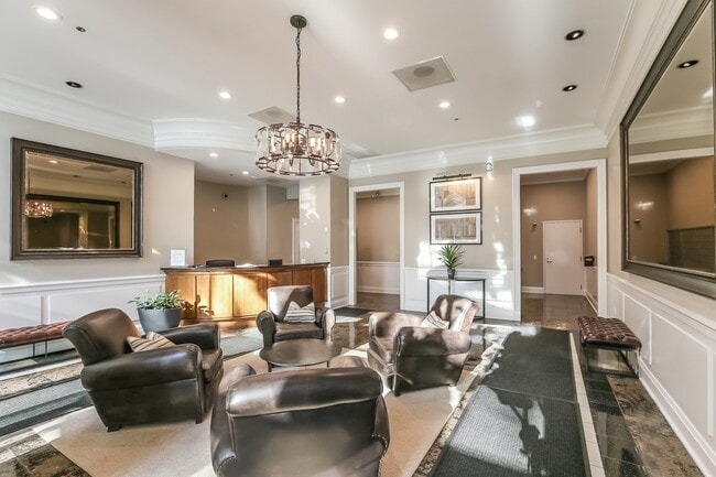 630 N State St, Unit 1305 in Chicago, IL - Building Photo - Building Photo