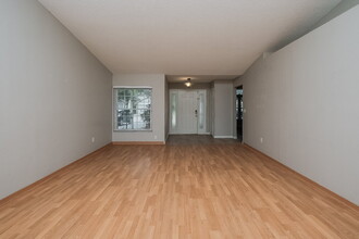 1808 Rudder Dr in Valrico, FL - Building Photo - Building Photo