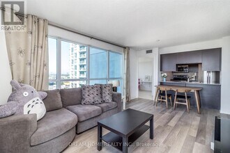 50 Town Centre Court in Toronto, ON - Building Photo - Building Photo