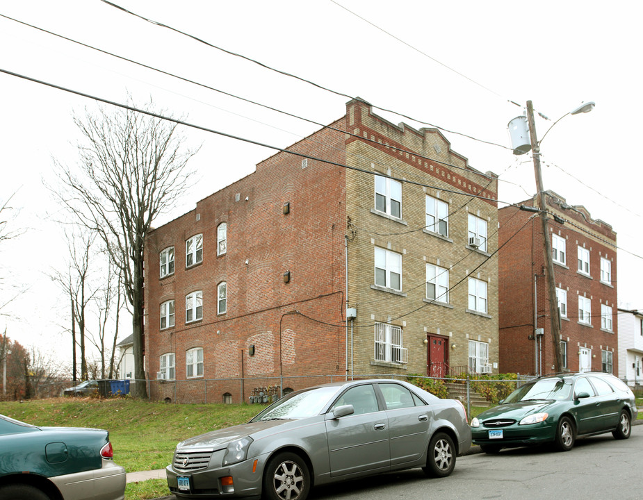 37-39 Nelson St in Hartford, CT - Foto de edificio