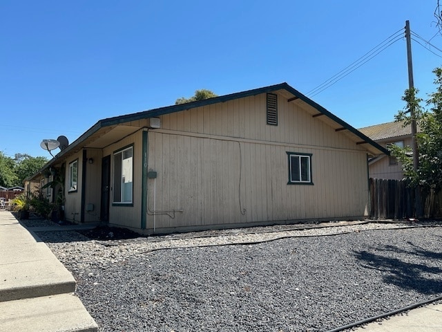 110 James St in Modesto, CA - Building Photo - Building Photo