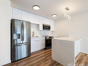 827 Kinau St in Honolulu, HI - Building Photo - Building Photo