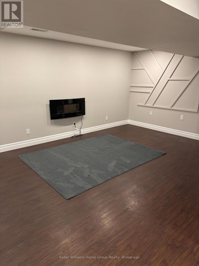 property at 517 McTavish St