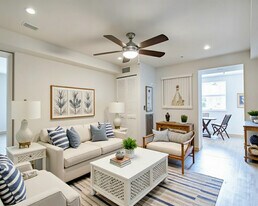 Palmetto on West in Clearwater, FL - Building Photo