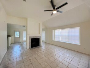 4606 Sojourner St in Austin, TX - Building Photo - Building Photo