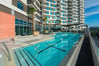 2121 Holcombe Blvd, Unit SI ID1359141P in Houston, TX - Building Photo - Building Photo