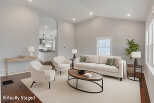 960 College Ave in Columbus, OH - Building Photo