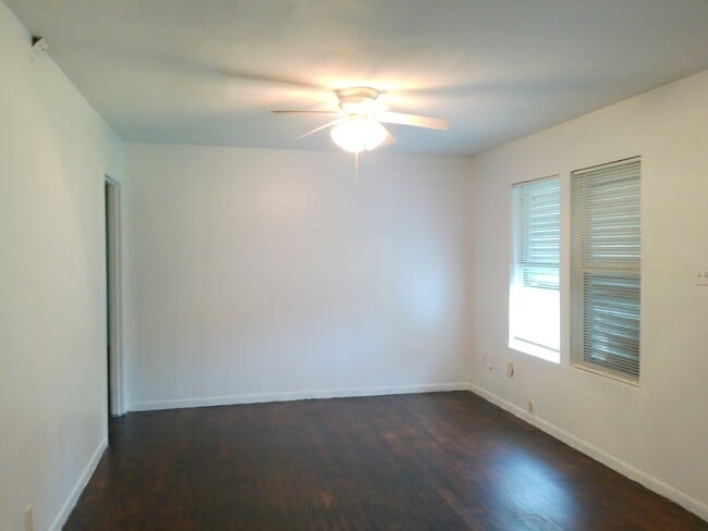 4326 Vestal St in Corpus Christi, TX - Building Photo - Building Photo