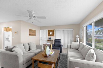 14609 Canalview Dr in Delray Beach, FL - Building Photo - Building Photo