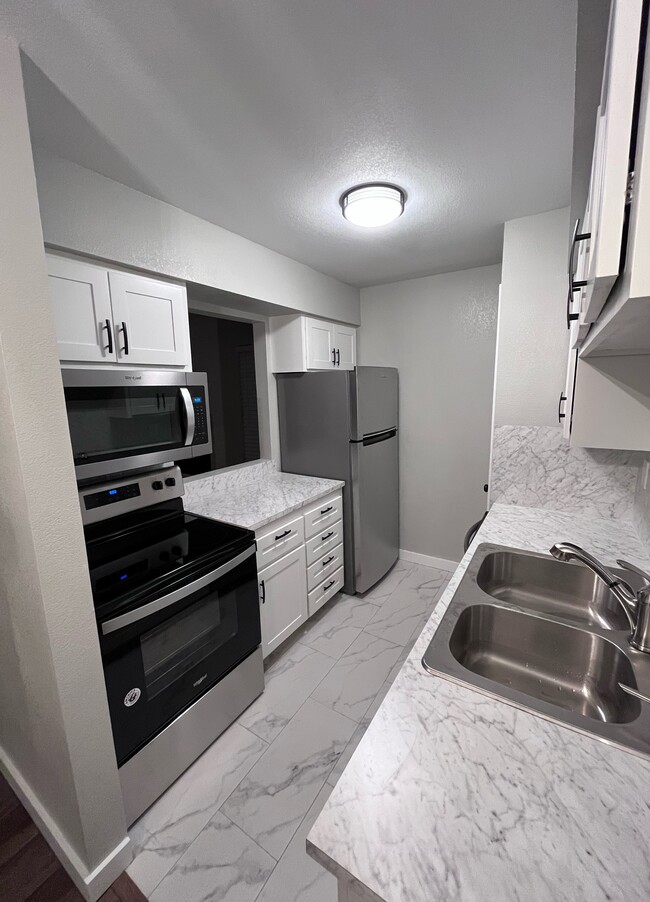 property at 1200 Cedar Ave