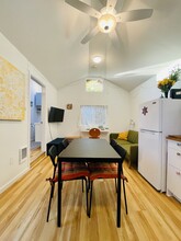 3405 NE 80th Ave, Unit NEPortland/Roseway in Portland, OR - Building Photo - Building Photo