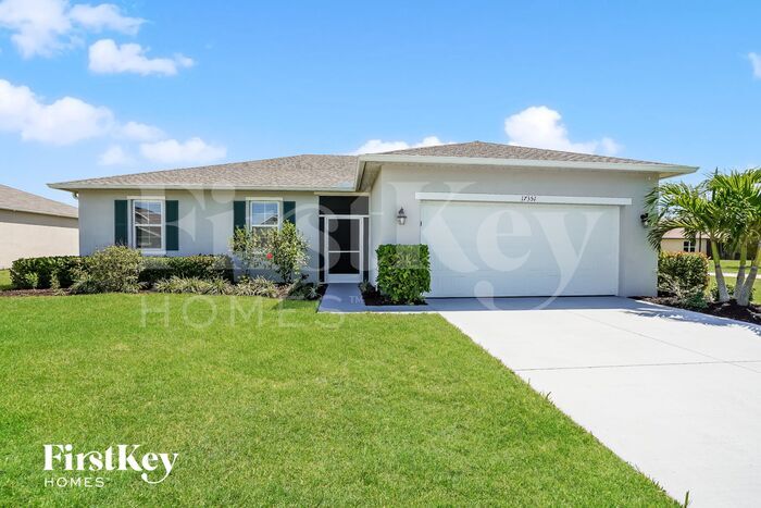 17351 Coastal Ridge Dr in Ft. Myers, FL - Building Photo