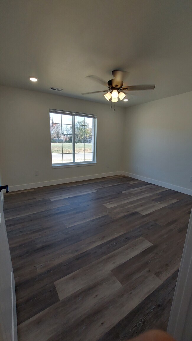 1721 Talon St in Moberly, MO - Building Photo - Building Photo