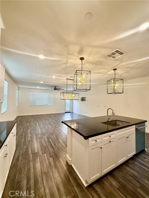 16738 Stag's Leap Ln in Fontana, CA - Building Photo - Building Photo