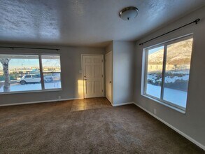 3270 Upland Dr in Salt Lake City, UT - Building Photo - Building Photo