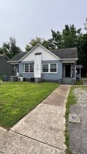 914 Clark St in Clarksville, TN - Building Photo - Building Photo