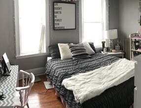 8 Sunset St, Unit 3 in Boston, MA - Building Photo - Building Photo