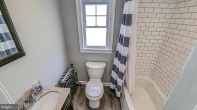323 Monroe Ave in Cherry Hill Township, NJ - Building Photo - Building Photo