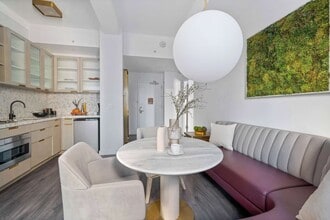 570 Broome St, Unit 6B in New York, NY - Building Photo - Building Photo