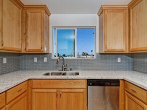6372-6378 Inman St in San Diego, CA - Building Photo - Building Photo