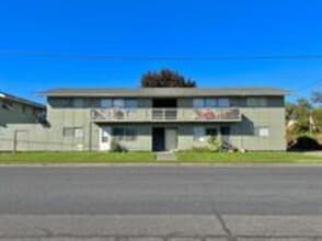 217 NW 7th St in Redmond, OR - Building Photo - Building Photo