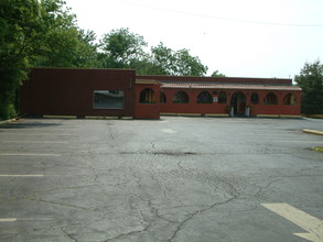 230 Ewing Dr in Fairfield, OH - Building Photo - Building Photo