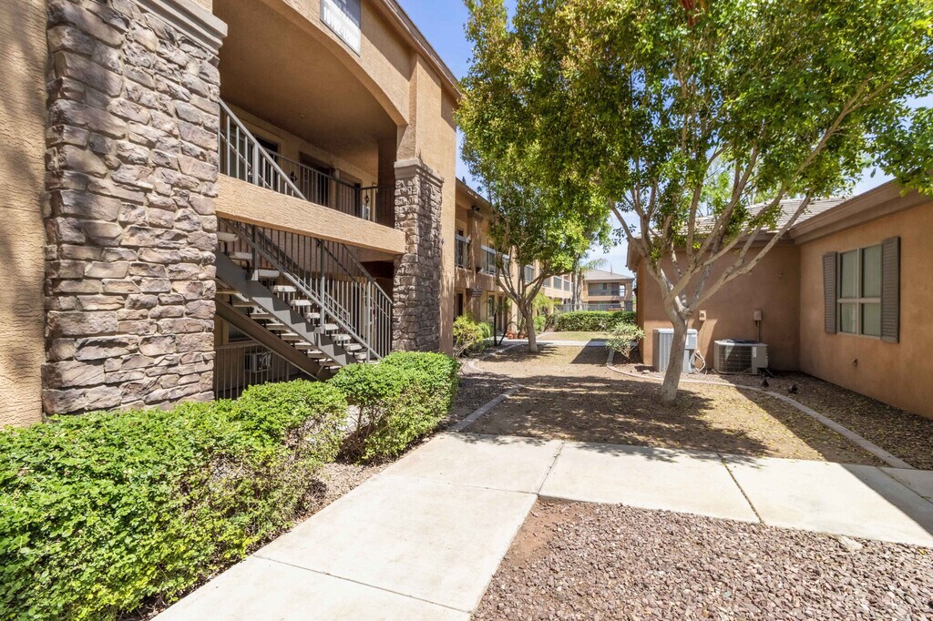 Residence at Tolleson Apartments in Tolleson, AZ