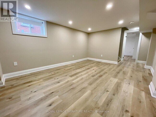 282 E 18th St in Hamilton, ON - Building Photo - Building Photo