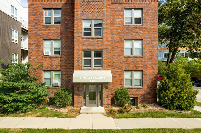 Zick Apartments in Rochester, MN - Foto de edificio - Building Photo