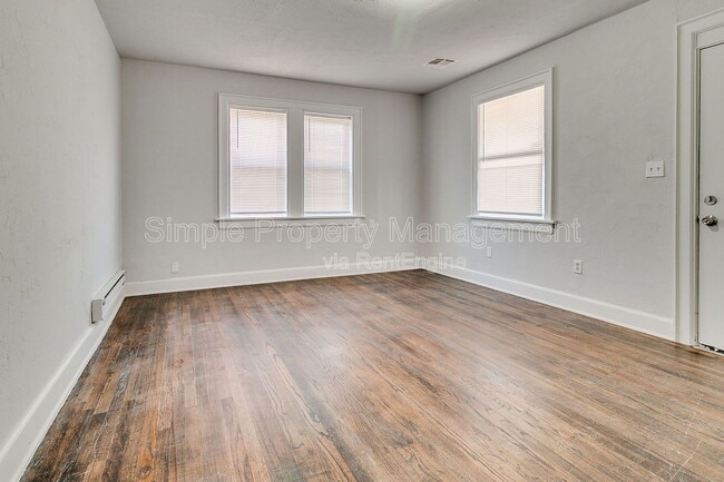 944 East Dr in Oklahoma City, OK - Building Photo - Building Photo